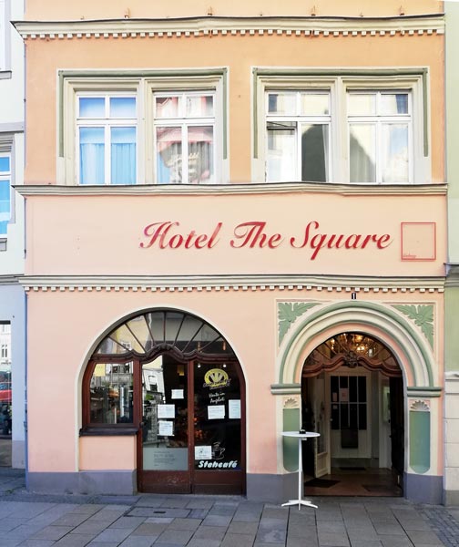 Vorderseite - Hotel The Square